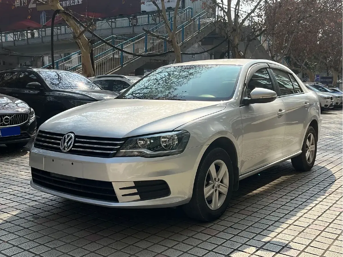 2014 Volkswagen Bora 1.6L 105HP L4 6AT