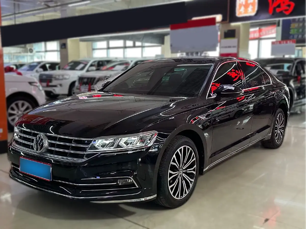 2018 Volkswagen Phideon 2.0T 224HP L4 7DCT