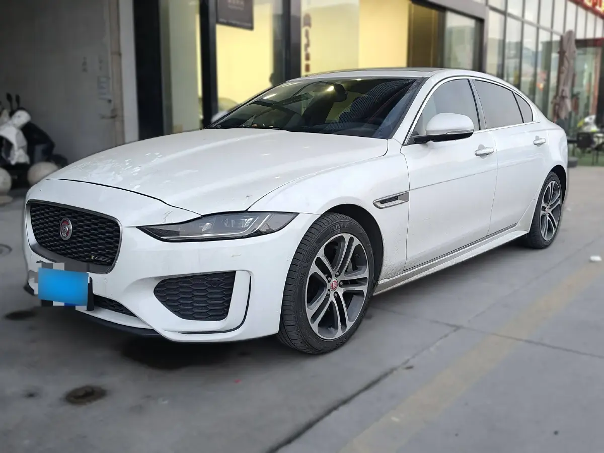 2020 Jaguar XEL 2.0T 200HP L4 8AT