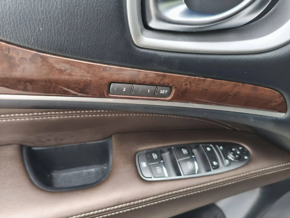 2020 Infiniti QX60 2.5T 234HP L4 CVT Hybrid,autocango,china used car exporter,china ev exporter,chinese used car exporter,chinese used ev exporter