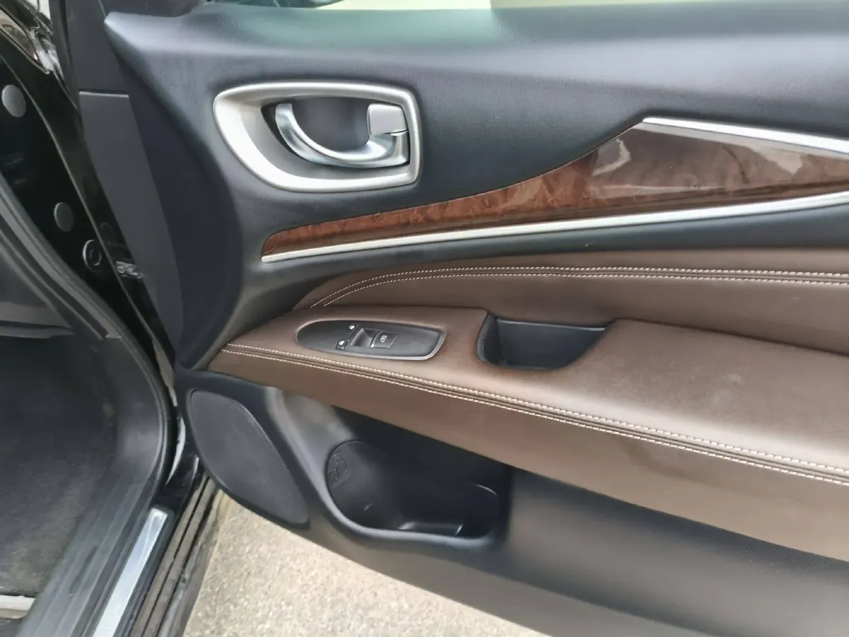 2020 Infiniti QX60 2.5T 234HP L4 CVT Hybrid,autocango,china used car exporter,china ev exporter,chinese used car exporter,chinese used ev exporter