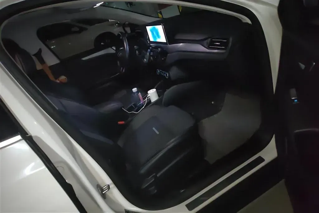 2020 Ford Focus Active 1.5T 174HP L3 8AT,autocango,china used car exporter,china ev exporter,chinese used car exporter,chinese used ev exporter