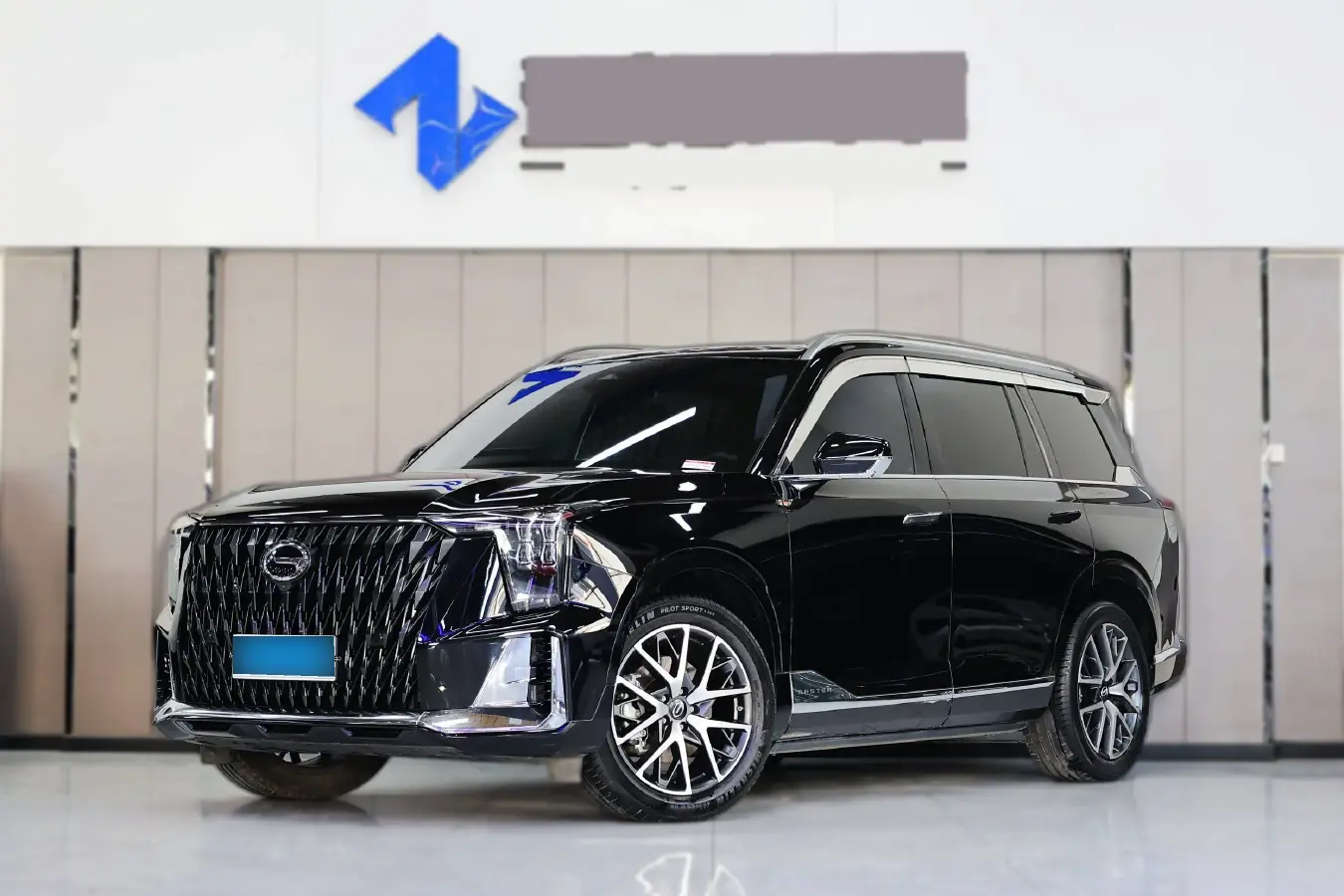 2022 GAC Trumpchi GS8 2.0T 190HP L4 E-CVT Hybrid