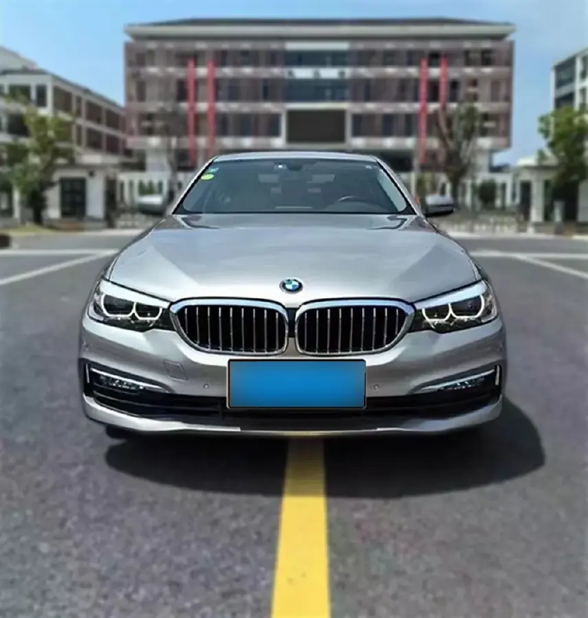 2018 BMW 5 Series 2.0T 224HP L4 8AT