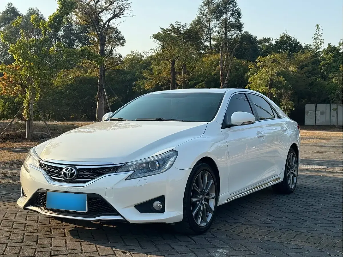 2013 Toyota Reiz 2.5L 193HP V6 6AT