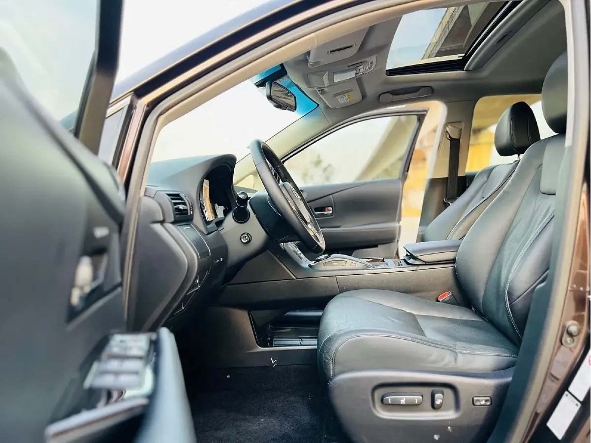 2013 Lexus RX Classic 2.7L 188HP L4 6AT,autocango,china used car exporter,china ev exporter,chinese used car exporter,chinese used ev exporter