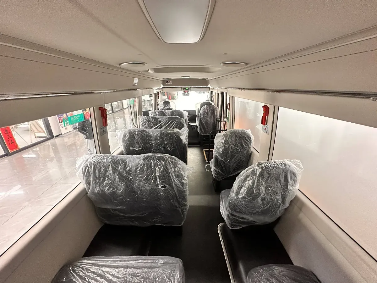 2024 HongQi GuoYue 8AT,autocango,china used car exporter,china ev exporter,chinese used car exporter,chinese used ev exporter