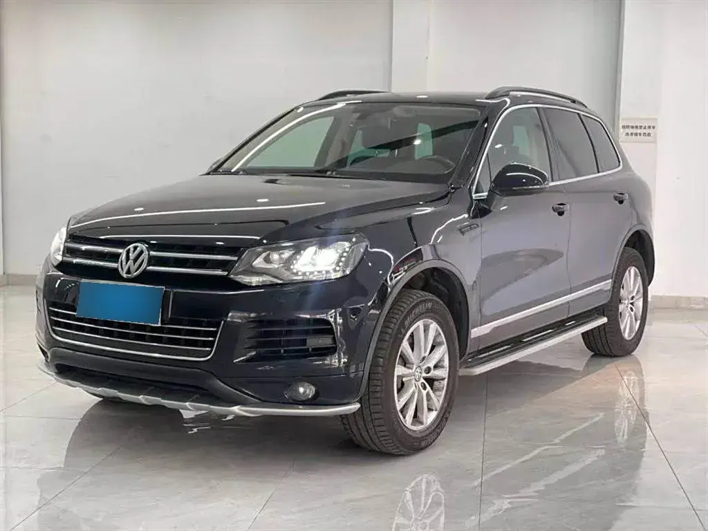 2011 Volkswagen Touareg 3.0T 290HP V6 8AT