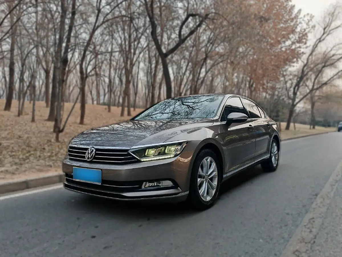 2017 Volkswagen Magotan 1.8T 180HP L4 7DCT