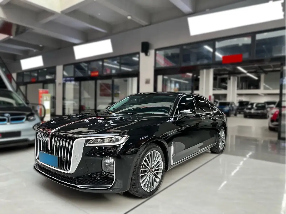 2023 HongQi H9 2.0T 252HP L4 7DCT