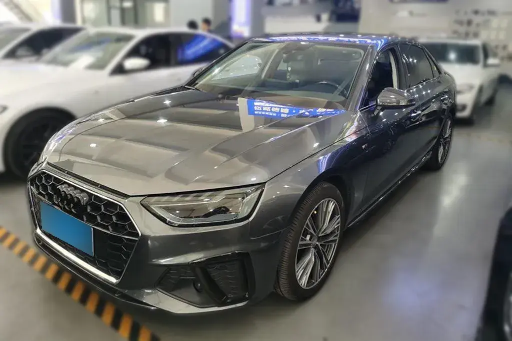 2020 Audi A4L 2.0T 190HP L4 7DCT