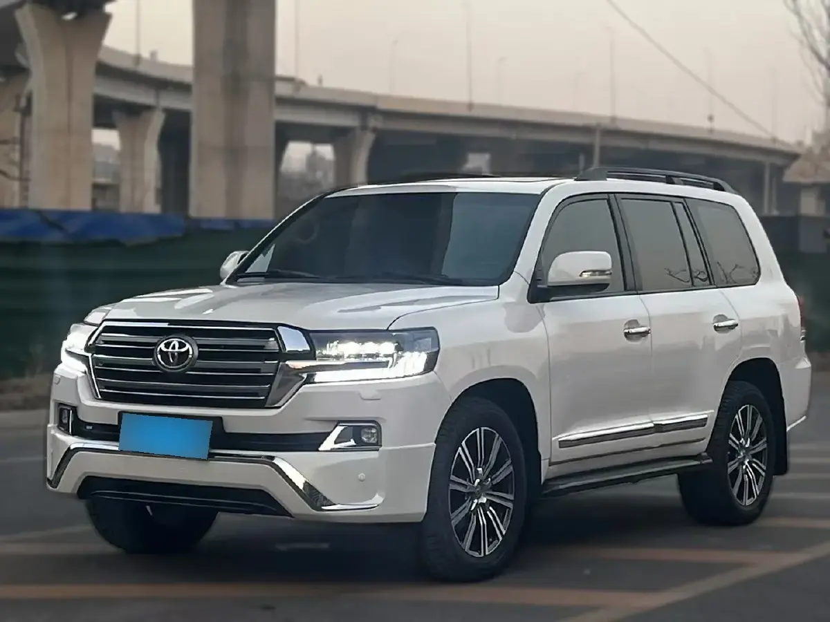 2012 Toyota Land Cruiser 4.6L 310HP V8 6AT