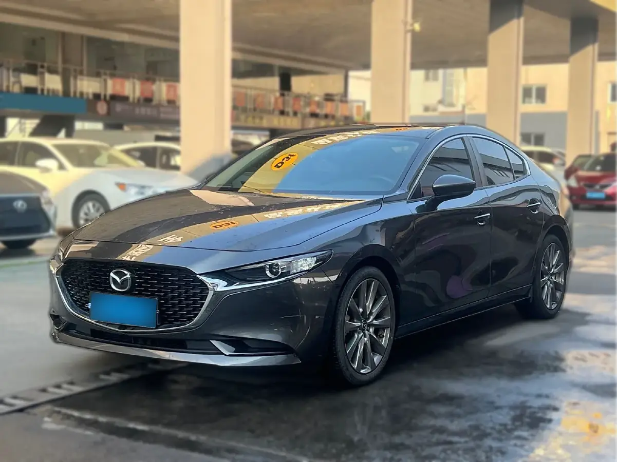 2020 Mazda 3 Axela 2.0L 158HP L4 6AT