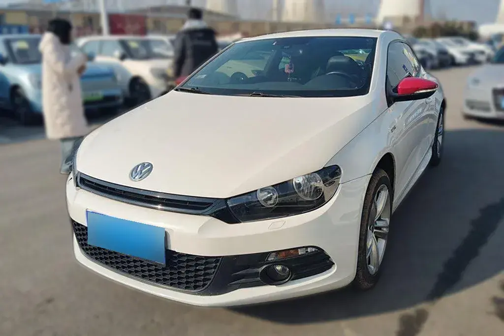 2013 Volkswagen Scirocco 1.4T 122HP L4 7DCT
