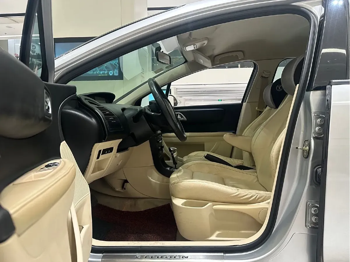 2009 Citroen C-Quatre 2.0L 147HP L4 4AT,autocango,china used car exporter,china ev exporter,chinese used car exporter,chinese used ev exporter