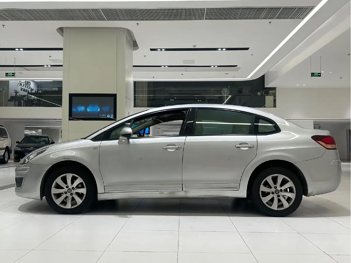 2009 Citroen C-Quatre 2.0L 147HP L4 4AT,autocango,china used car exporter,china ev exporter,chinese used car exporter,chinese used ev exporter