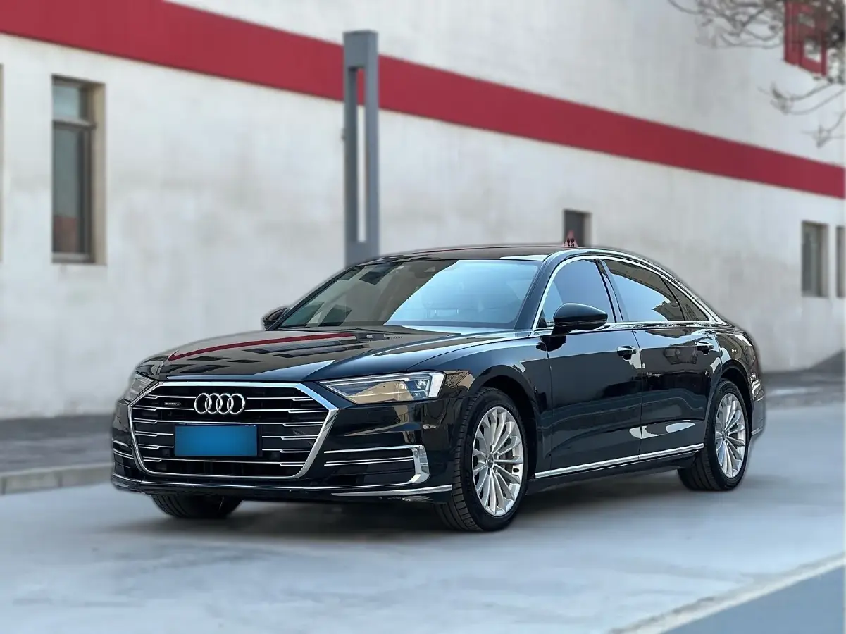 2018 Audi A8 3.0T 340HP V6 8AT