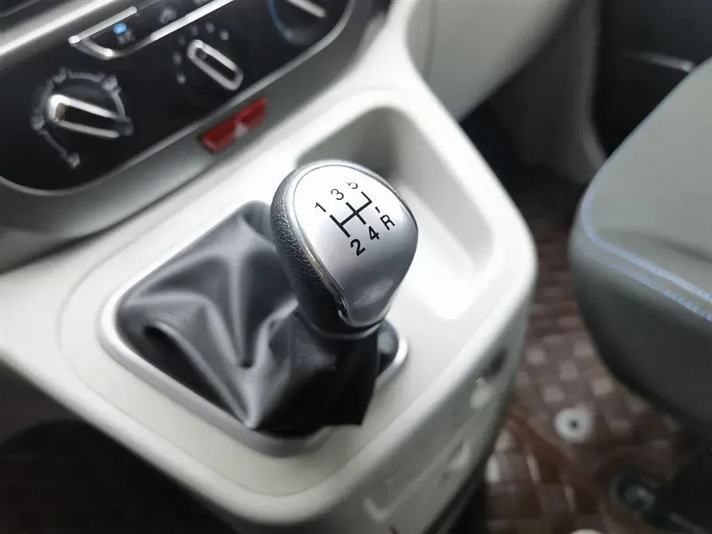 2019 JAC Refine M3 1.8L 133HP L4 5MT,autocango,china used car exporter,china ev exporter,chinese used car exporter,chinese used ev exporter