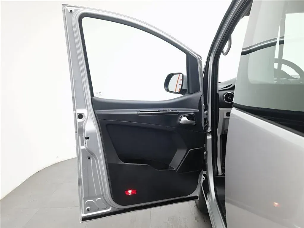 2019 JAC Refine M3 1.8L 133HP L4 5MT,autocango,china used car exporter,china ev exporter,chinese used car exporter,chinese used ev exporter