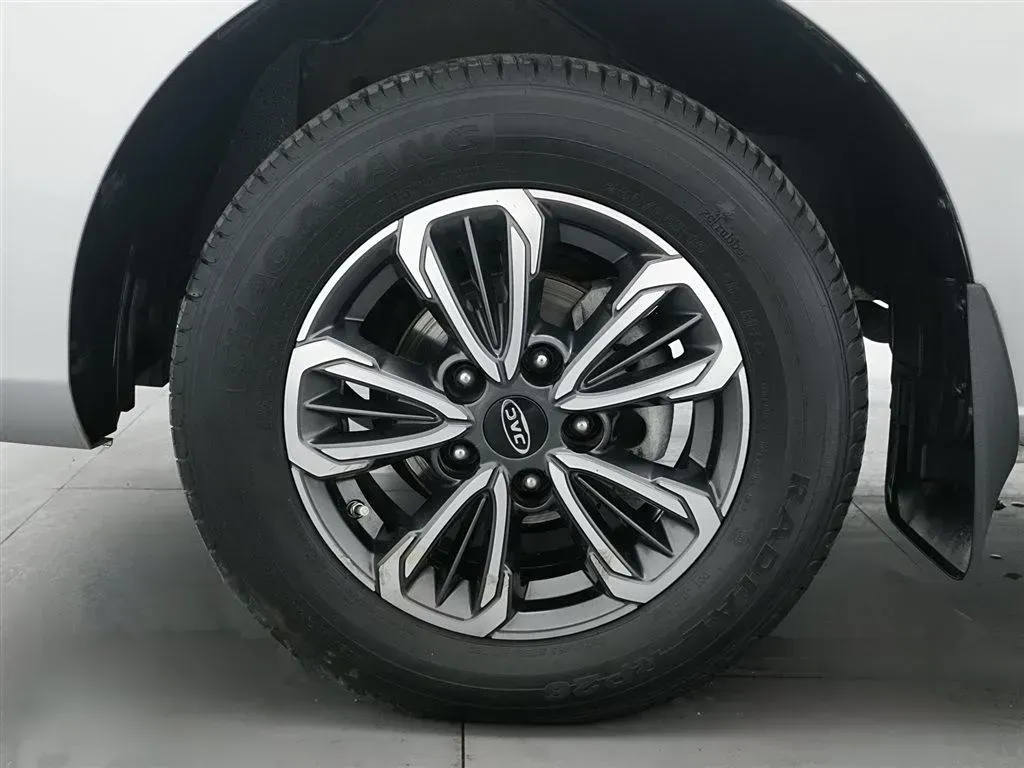 2019 JAC Refine M3 1.8L 133HP L4 5MT,autocango,china used car exporter,china ev exporter,chinese used car exporter,chinese used ev exporter