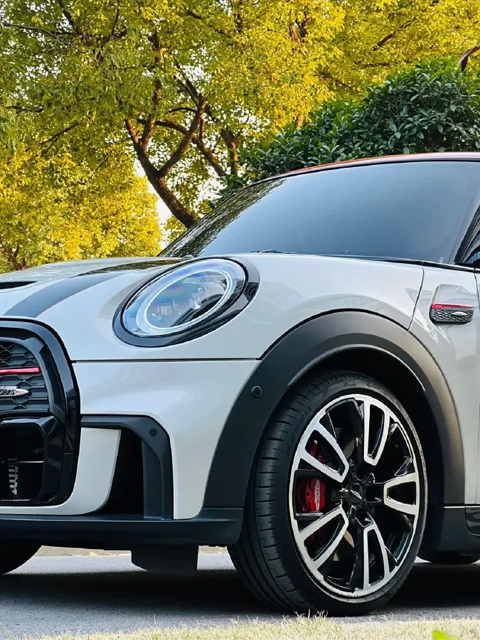 2022 MINI JCW 2.0T 231HP L4 8AT,autocango,china used car exporter,china ev exporter,chinese used car exporter,chinese used ev exporter