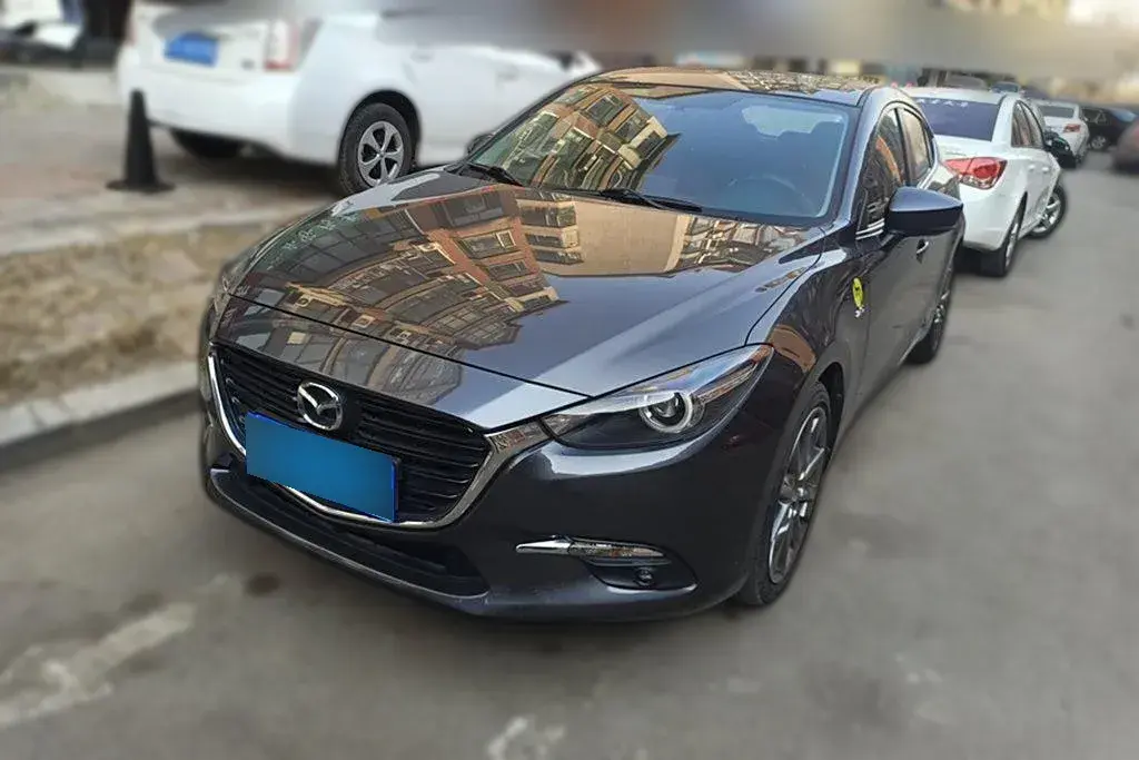 2017 Mazda 3 Axela 2.0L 158HP L4 6AT