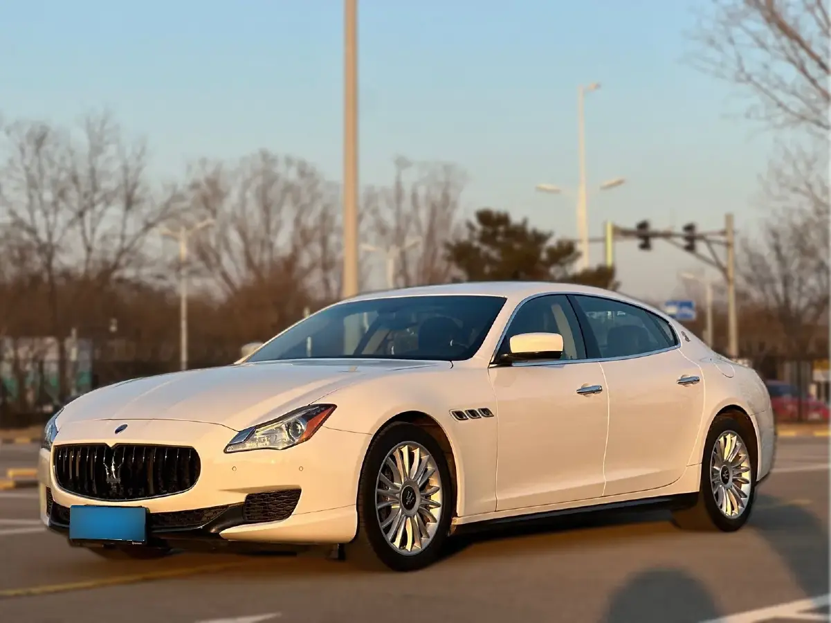 2013 Maserati Quattroporte 3.0T 330HP V6 8AT