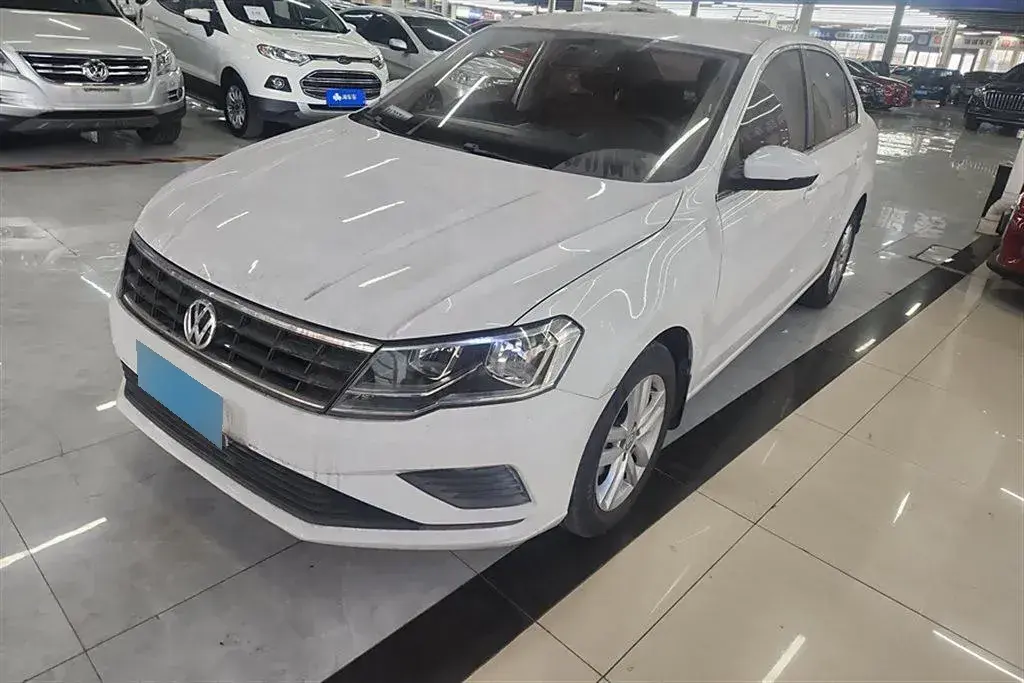 2017 Volkswagen Jetta 1.4L 90HP L4 5MT
