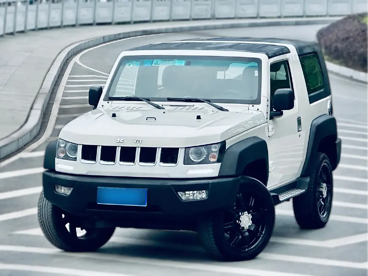 2014 BeiJing BJ40 2.4L 143HP L4 5MT