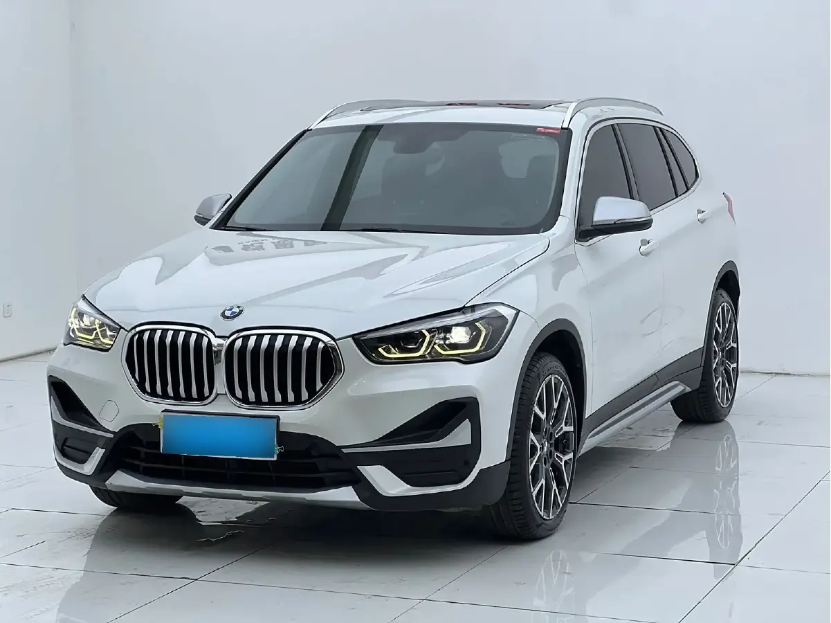 2021 BMW X1 2.0T 192HP L4 8AT
