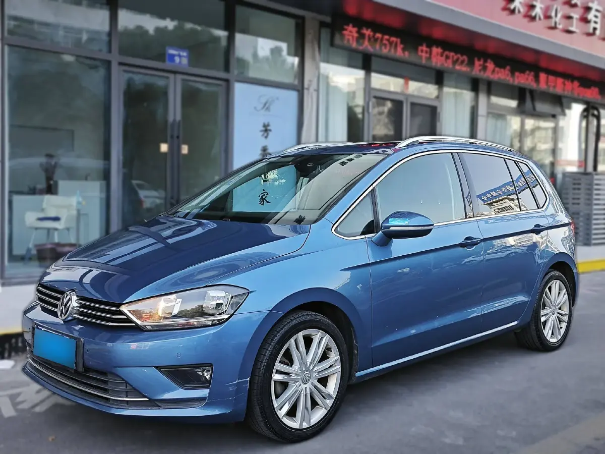 2016 Volkswagen Golf Sportsvan 1.4T 150HP L4 7DCT