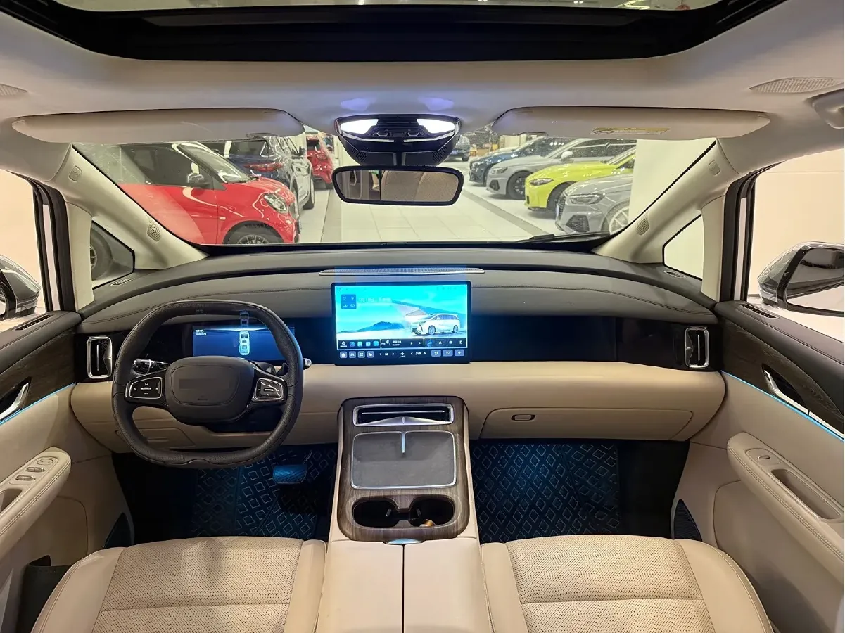 2023 Hycan V09 BEV 95.16KWH,autocango,china used car exporter,china ev exporter,chinese used car exporter,chinese used ev exporter