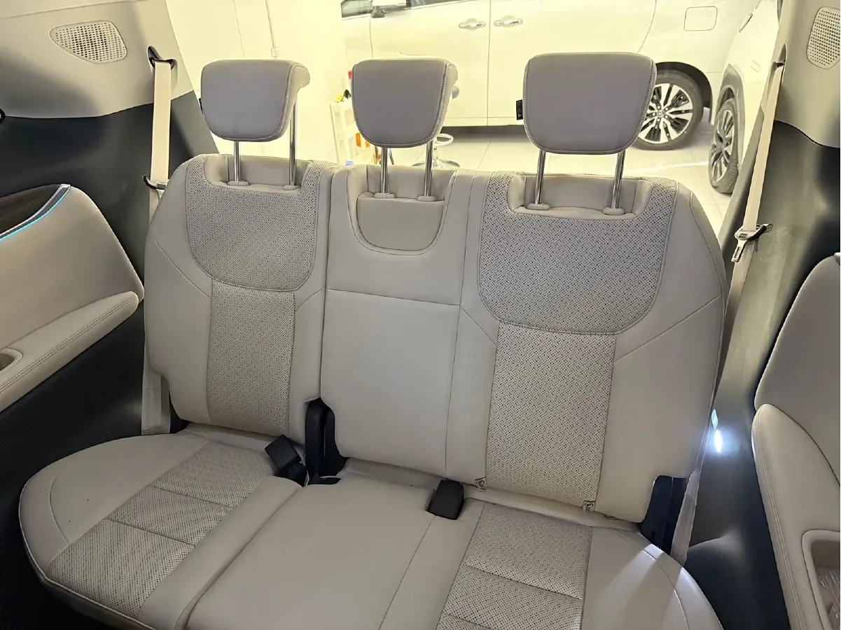 2023 Hycan V09 BEV 95.16KWH,autocango,china used car exporter,china ev exporter,chinese used car exporter,chinese used ev exporter