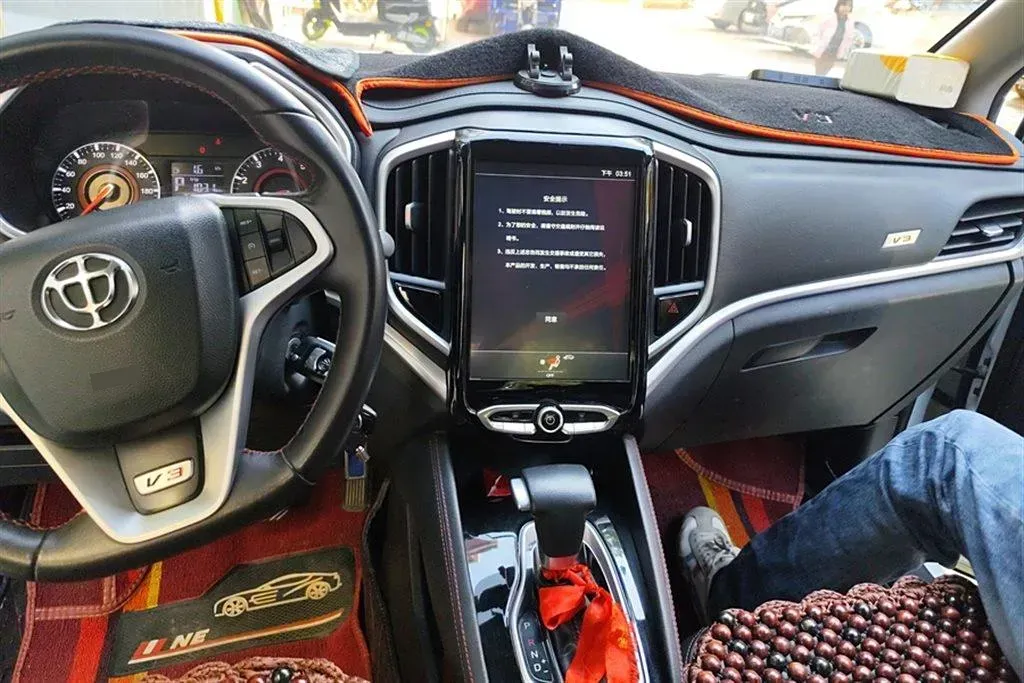 2017 Brilliance Auto V3 1.5L 112HP L4 5AT,autocango,china used car exporter,china ev exporter,chinese used car exporter,chinese used ev exporter