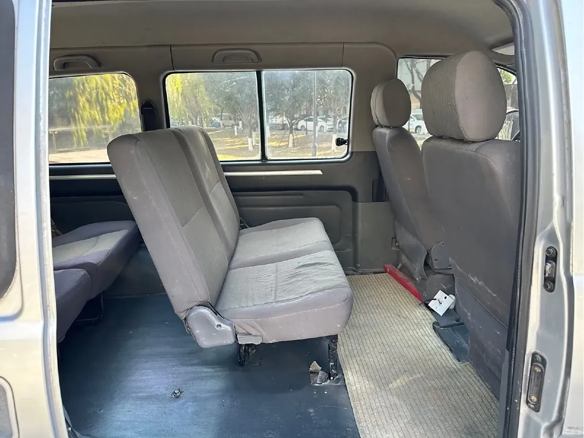 2013 DongFeng Forthing LingZhi 1.6L 113HP L4 5MT,autocango,china used car exporter,china ev exporter,chinese used car exporter,chinese used ev exporter