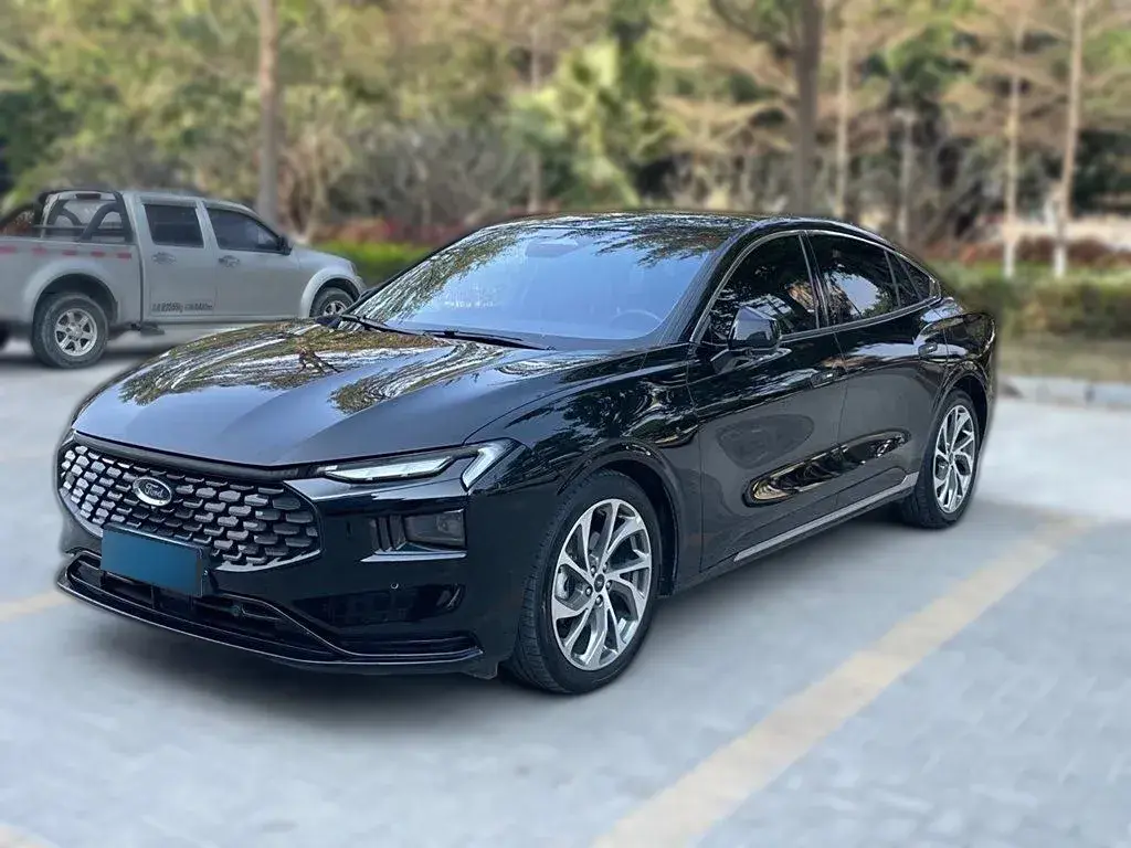 2023 Ford Mondeo 2.0T 254HP L4 8AT