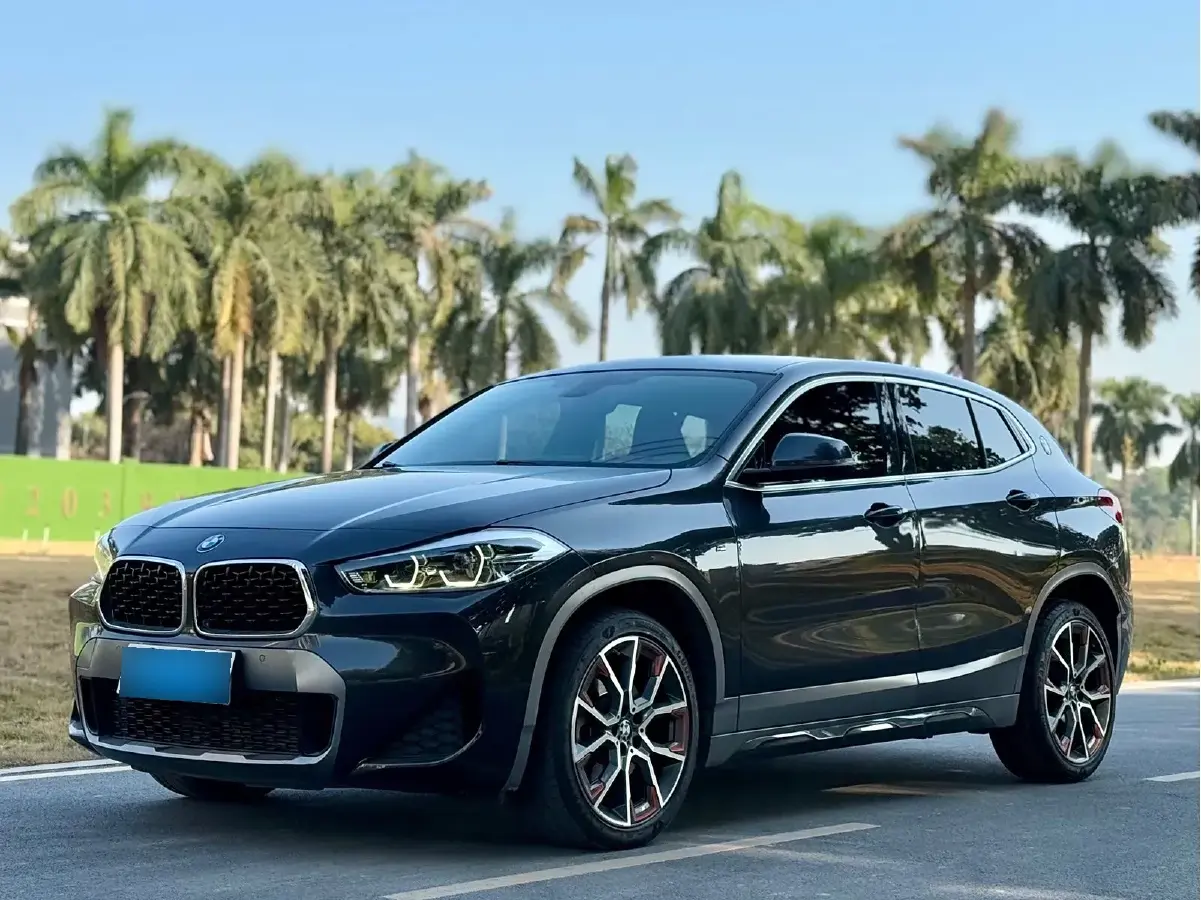 2022 BMW X2 2.0T 192HP L4 7DCT