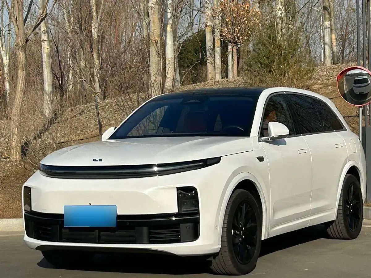 2023 Li L7 Range Extended 154HP REEV 40.9KWH