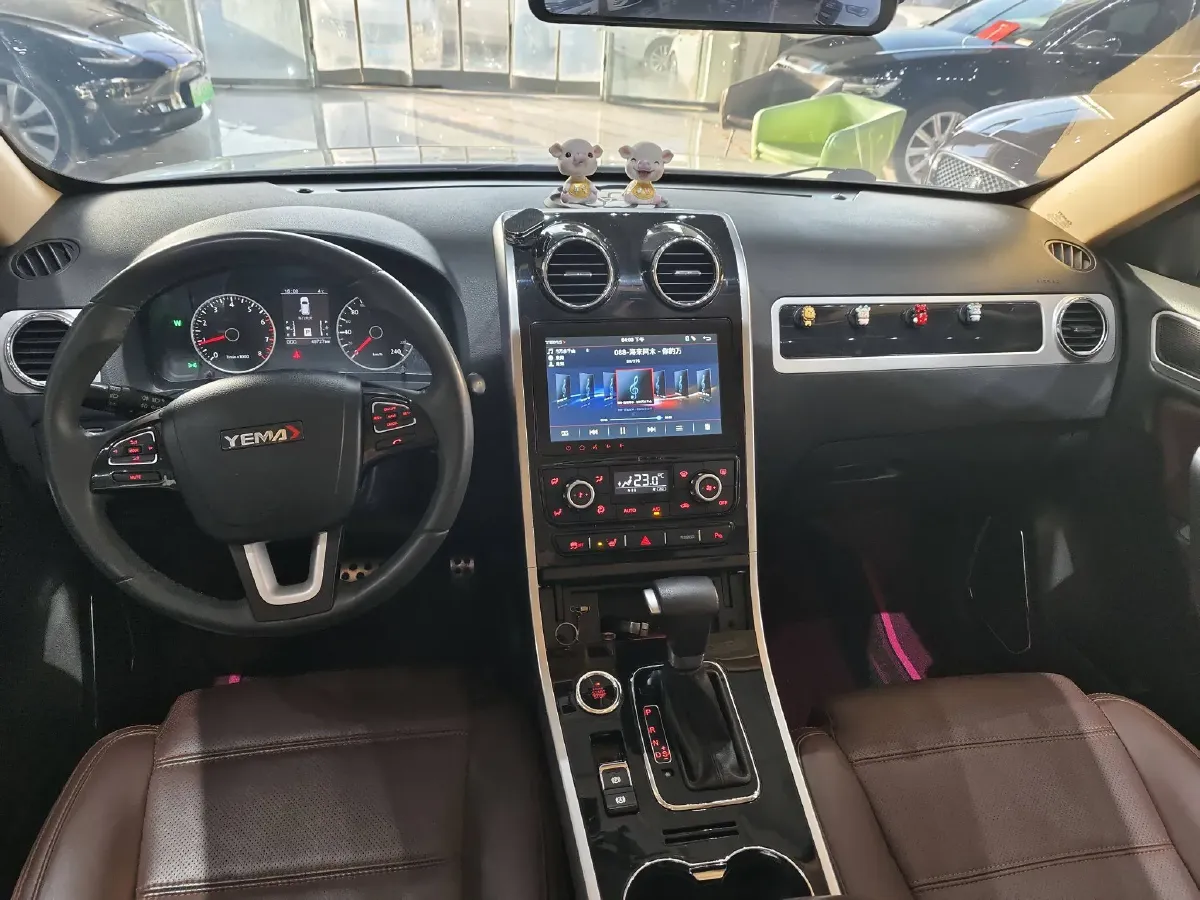 2017 Yema T70 1.8T 160HP L4 CVT,autocango,china used car exporter,china ev exporter,chinese used car exporter,chinese used ev exporter