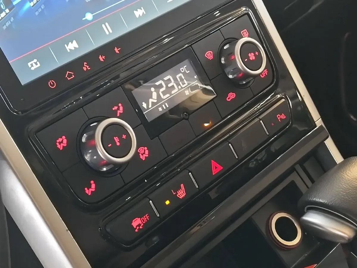 2017 Yema T70 1.8T 160HP L4 CVT,autocango,china used car exporter,china ev exporter,chinese used car exporter,chinese used ev exporter