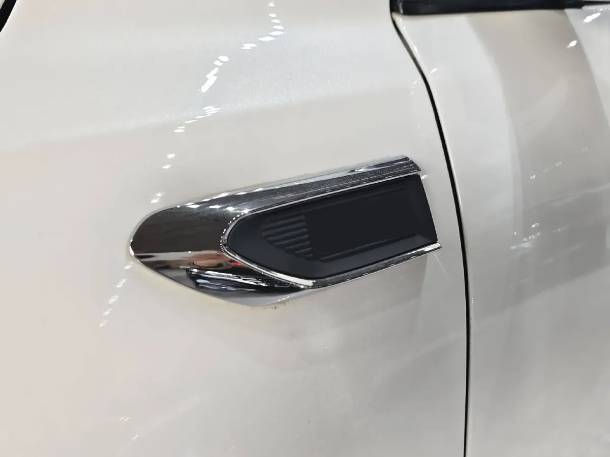 2017 Yema T70 1.8T 160HP L4 CVT,autocango,china used car exporter,china ev exporter,chinese used car exporter,chinese used ev exporter