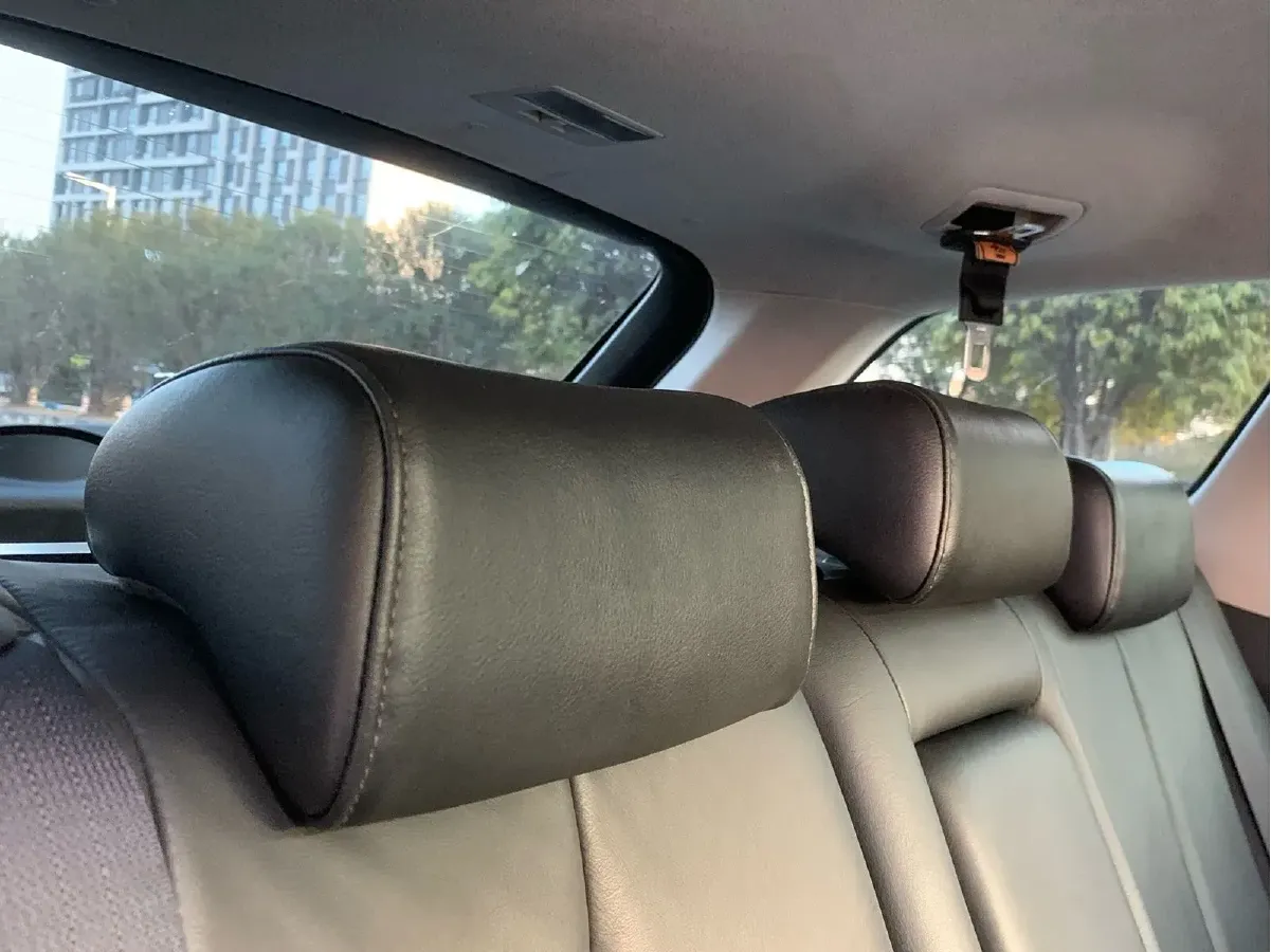 2011 Mazda CX-7 2.5L 163HP L4 5AT,autocango,china used car exporter,china ev exporter,chinese used car exporter,chinese used ev exporter