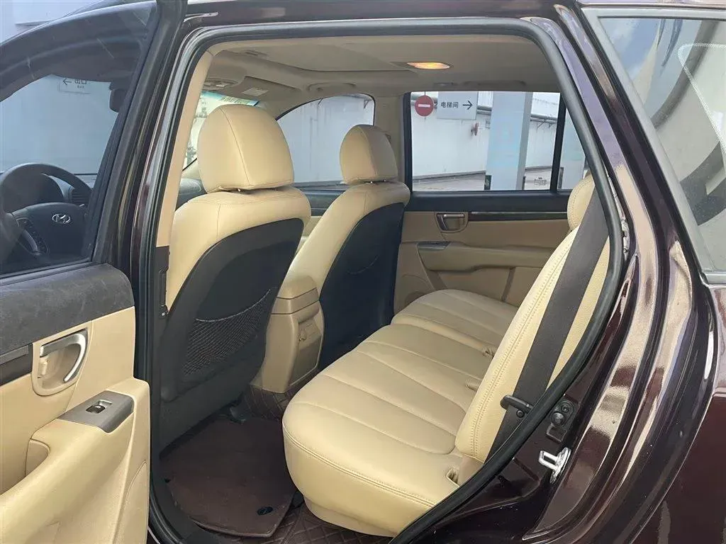 2011 Hyundai Santafe Classic 2.4L 174HP L4 6AT,autocango,china used car exporter,china ev exporter,chinese used car exporter,chinese used ev exporter