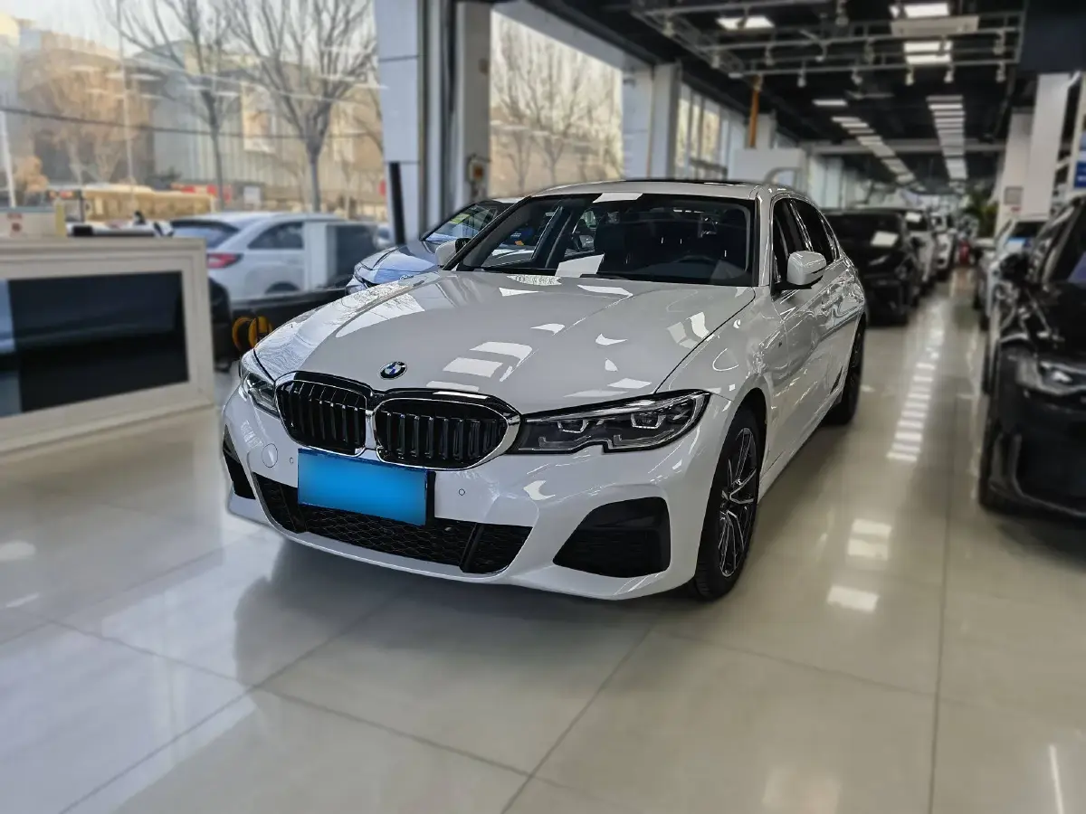 2021 BMW 3 Series 2.0T 156HP L4 8AT