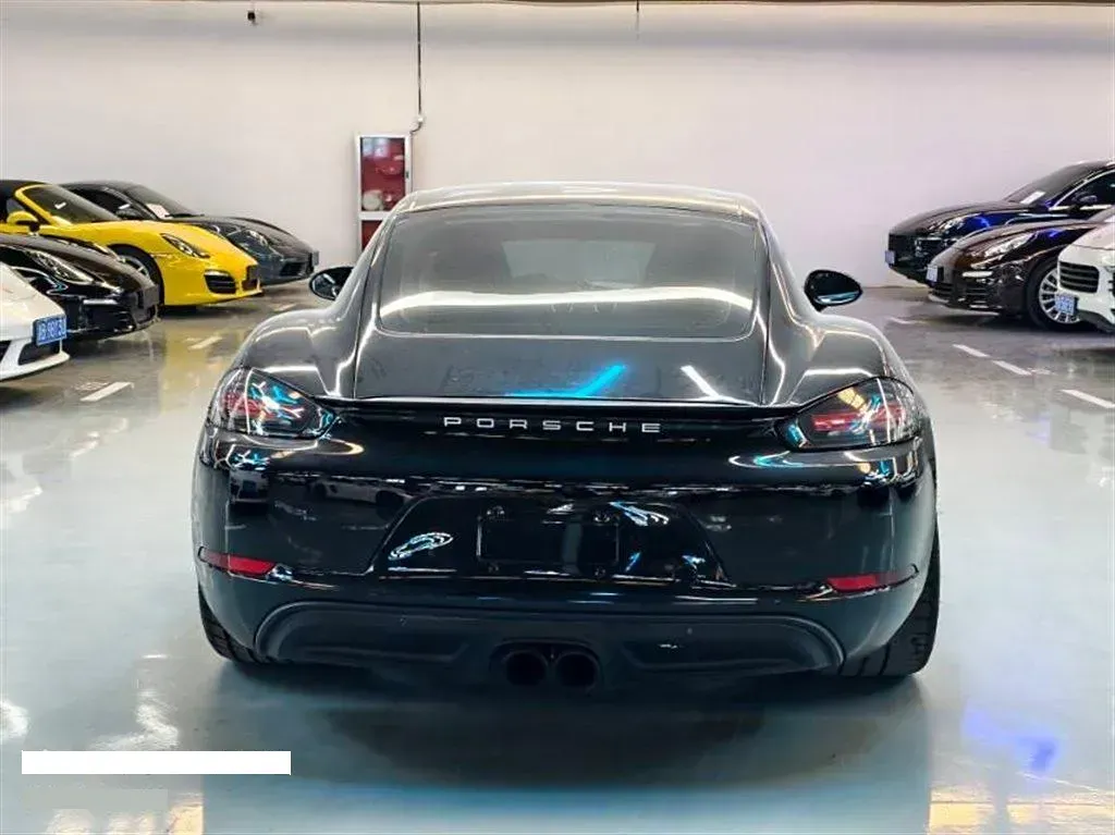 2020 Porsche 718 2.0T 250HP H4 7DCT,autocango,china used car exporter,china ev exporter,chinese used car exporter,chinese used ev exporter