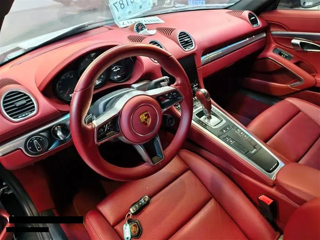 2020 Porsche 718 2.0T 250HP H4 7DCT,autocango,china used car exporter,china ev exporter,chinese used car exporter,chinese used ev exporter