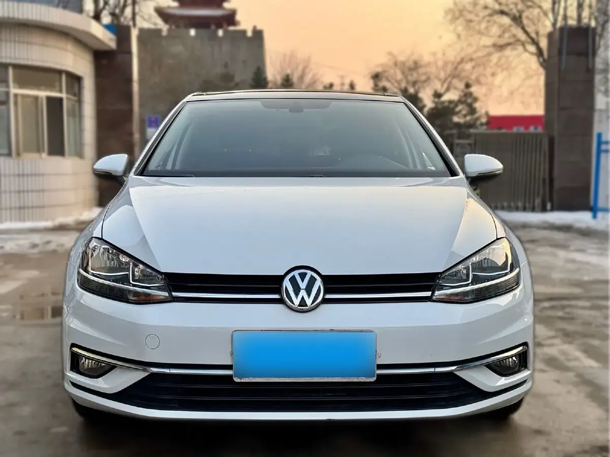 2020 Volkswagen Golf 1.4T 150HP L4 7DCT
