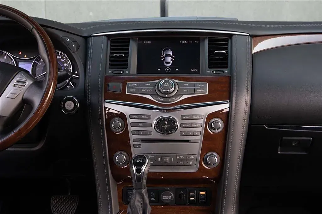 2016 Infiniti QX80 5.6L 398HP V8 7AT,autocango,china used car exporter,china ev exporter,chinese used car exporter,chinese used ev exporter