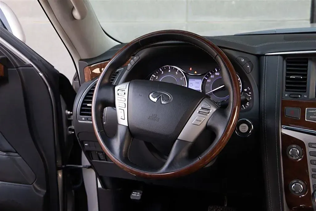 2016 Infiniti QX80 5.6L 398HP V8 7AT,autocango,china used car exporter,china ev exporter,chinese used car exporter,chinese used ev exporter