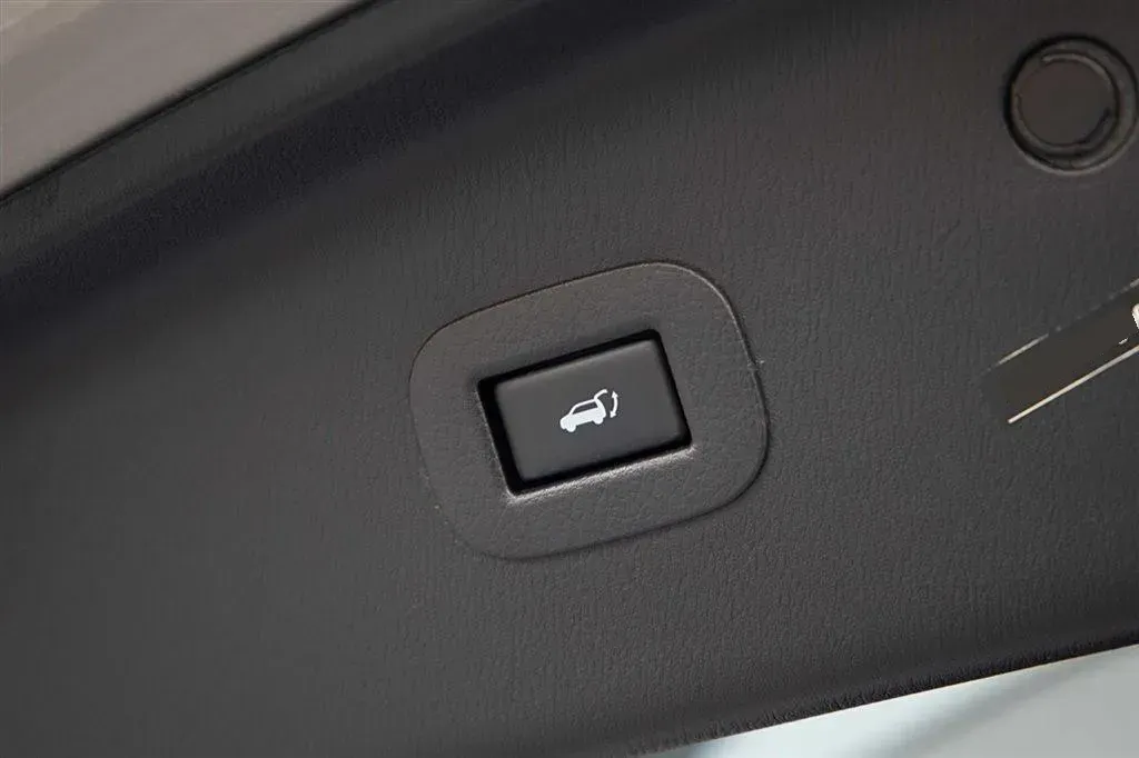 2016 Infiniti QX80 5.6L 398HP V8 7AT,autocango,china used car exporter,china ev exporter,chinese used car exporter,chinese used ev exporter